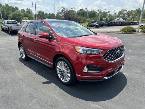 Used 2023 Ford Edge Titanium w/ Equipment Group 301A AWD/4WD image 11
