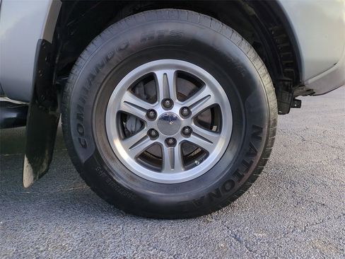 Used 2014 Toyota Tacoma PreRunner image 10