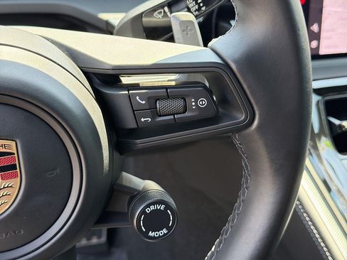Used 2024 Porsche Panamera image 37