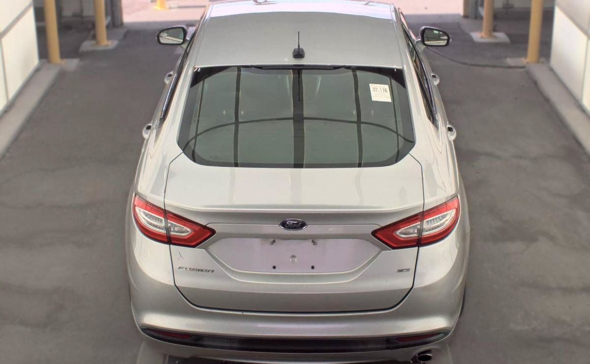 Used 2013 Ford Fusion SE FWD image 5