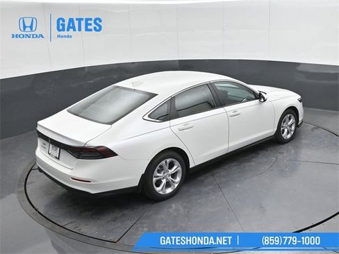 New 2025 Honda Accord LX image 38