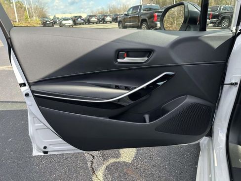 Used 2026 Toyota Corolla XSE image 17