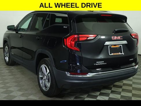 Used 2021 GMC Terrain SLT w/ Infotainment Package II AWD/4WD image 4