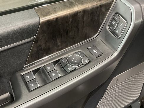 Used 2026 Ford F250 Lariat w/ Tremor Off-Road Package image 7