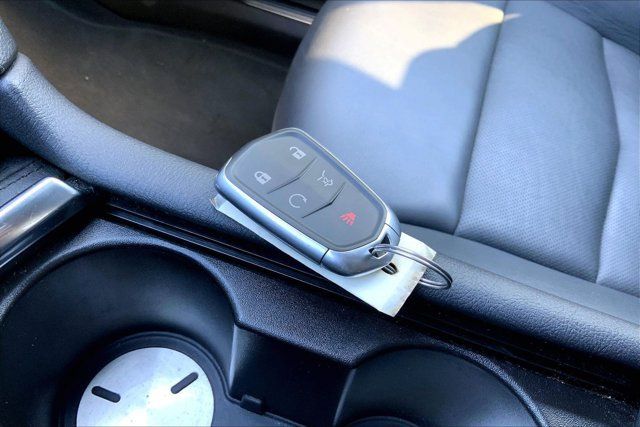 Used 2025 Cadillac XT5 Premium Luxury AWD/4WD image 11