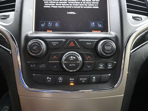 Used 2017 Jeep Grand Cherokee Overland AWD/4WD image 19