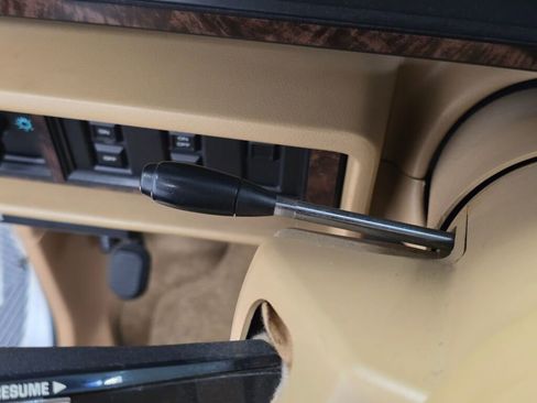 Used 1990 Dodge Grand Caravan LE image 75