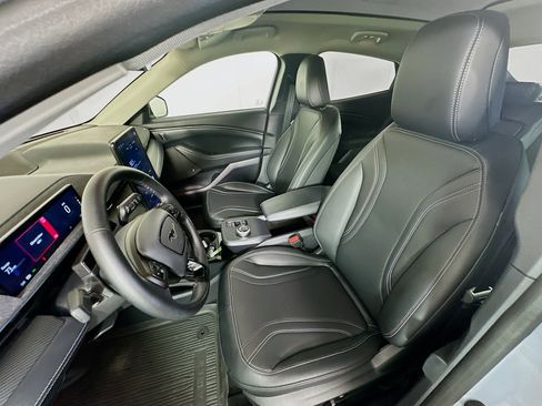 Used 2024 Ford Mustang Mach-E Premium image 13