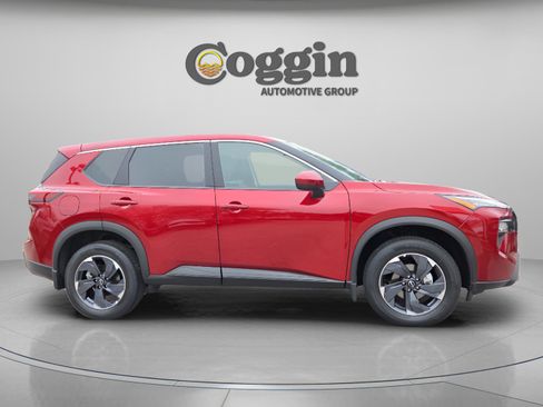 Certified 2026 Nissan Rogue SV image 7