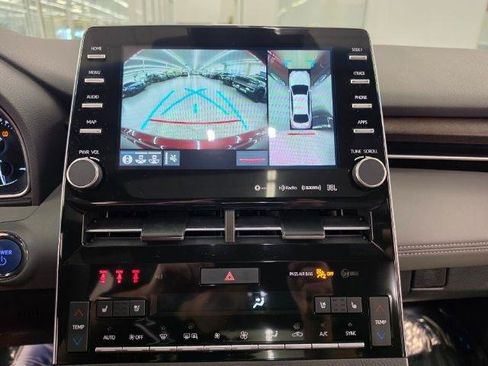 Used 2020 Toyota Avalon Limited w/ Advanced Safety Package FWD image 25