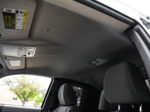 Used 2022 Toyota Tacoma SR image 31