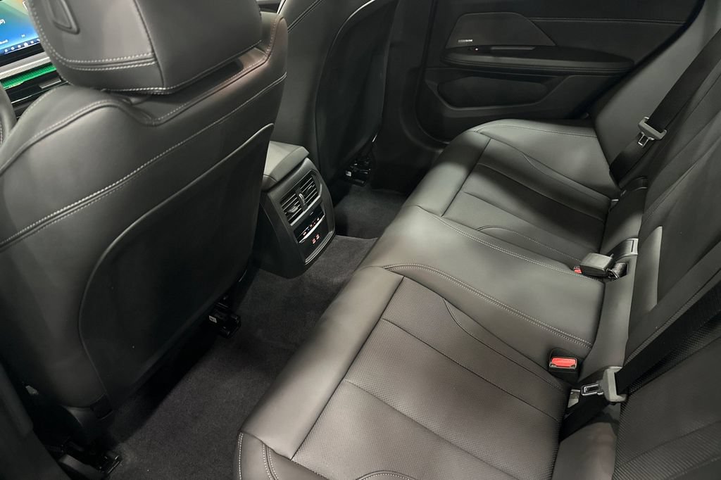 Used 2026 BMW M440i w/ Premium Package RWD image 13