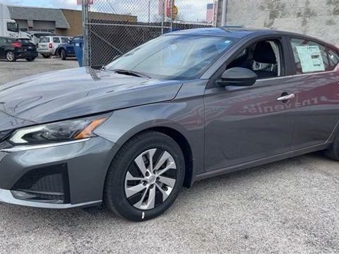 New 2025 Nissan Altima 2.5 S image 7