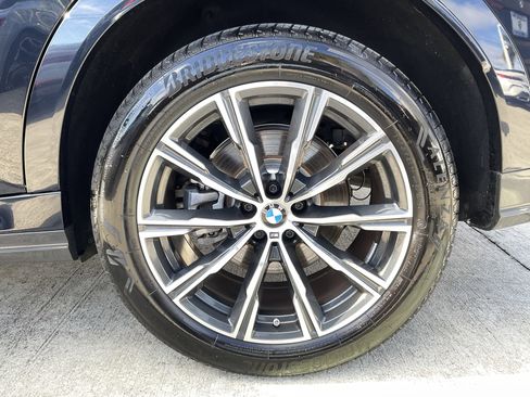 Certified 2024 BMW X6 xDrive40i w/ Premium Package image 7