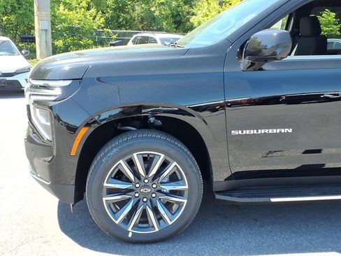 New 2026 Chevrolet Suburban LS w/ LS Custom Edition AWD/4WD image 7