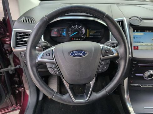 Used 2019 Ford Edge Titanium w/ Cold Weather Package AWD/4WD image 12