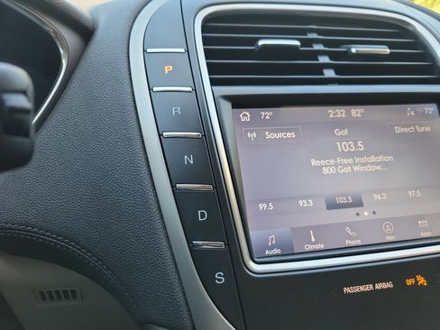 Used 2020 Lincoln Nautilus FWD w/ Equipment Group 101A image 27