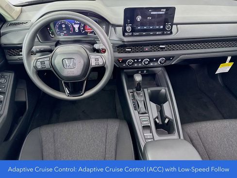 Used 2025 Honda Accord SE image 31