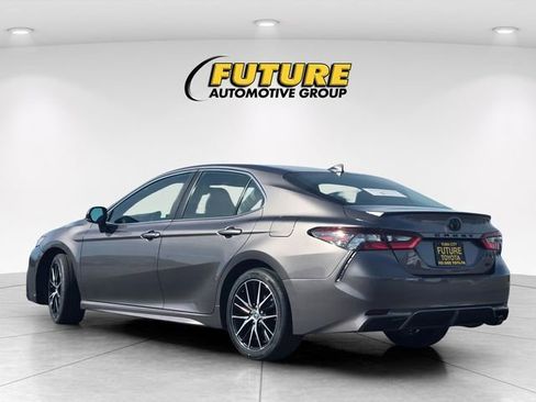 Certified 2024 Toyota Camry SE image 7