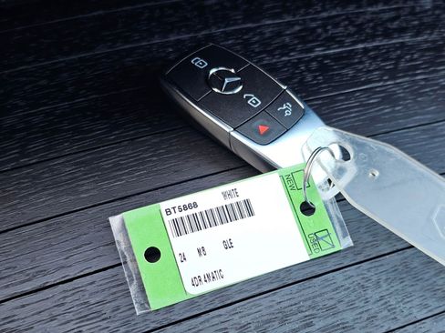 Used 2024 Mercedes-Benz GLE 350 4MATIC image 33