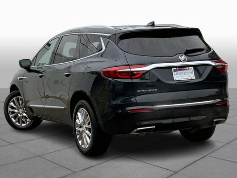Used 2020 Buick Enclave Essence w/ Sound and Sites Package FWD image 12