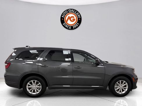 Used 2025 Dodge Durango GT RWD image 2