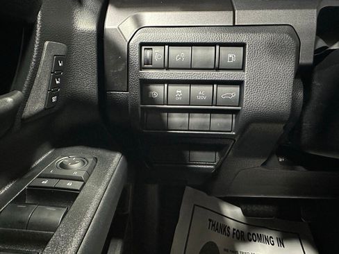 Used 2025 Toyota 4Runner TRD Off-Road Premium image 18