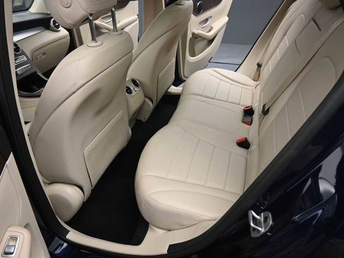 Used 2022 Mercedes-Benz GLC 300 GLC 300 image 13