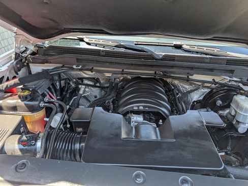 Used 2014 GMC Sierra 1500 SLT w/ Suspension Package, Off-Road image 27