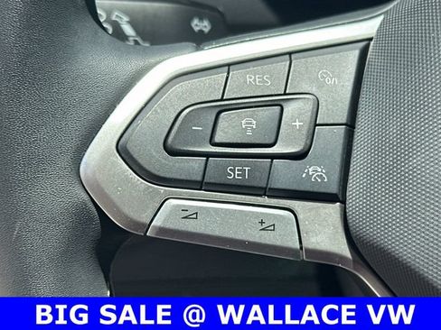 Certified 2023 Volkswagen Tiguan SE FWD image 24