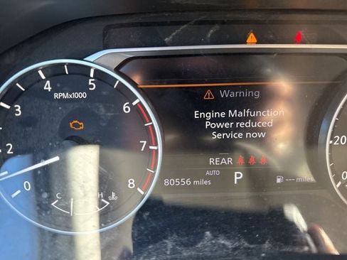 Used 2022 Nissan Rogue SV image 39