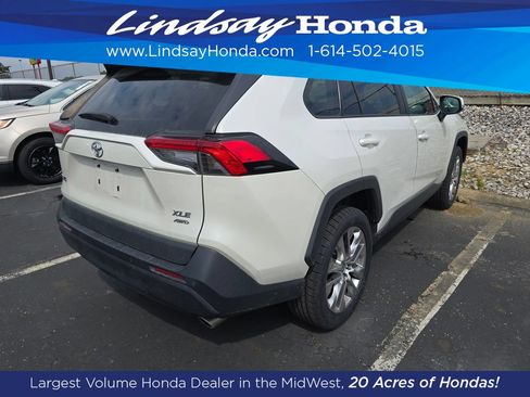 Used 2021 Toyota RAV4 XLE Premium AWD/4WD image 3