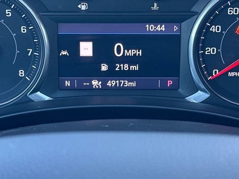 Used 2022 GMC Terrain SLT w/ Infotainment Package II AWD/4WD image 28