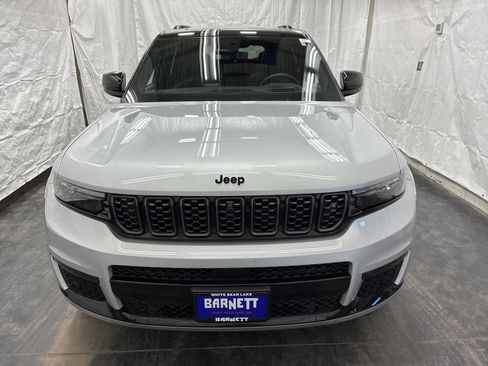 Used 2025 Jeep Grand Cherokee L Summit AWD/4WD image 7