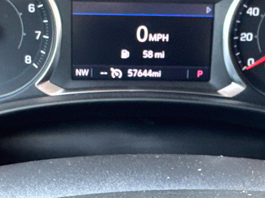 Used 2024 GMC Terrain SLT AWD/4WD image 22