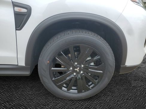 New 2026 Mitsubishi Outlander Sport LE AWD/4WD image 11