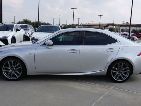 Used 2018 Lexus IS 300 F Sport image 5