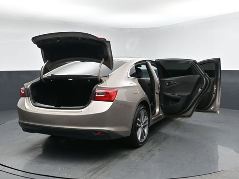 Used 2023 Chevrolet Malibu LT w/ Driver Confidence Package image 25