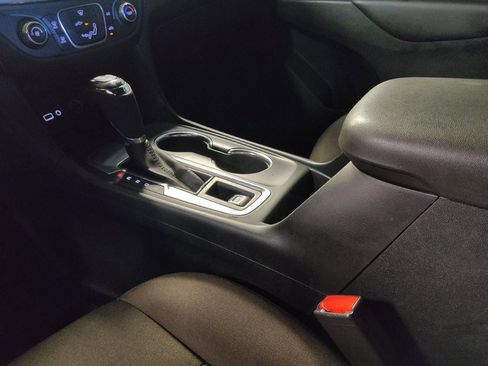 Used 2019 Chevrolet Equinox LT image 26