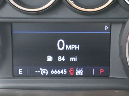 Used 2019 Chevrolet Silverado 1500 LTZ image 18