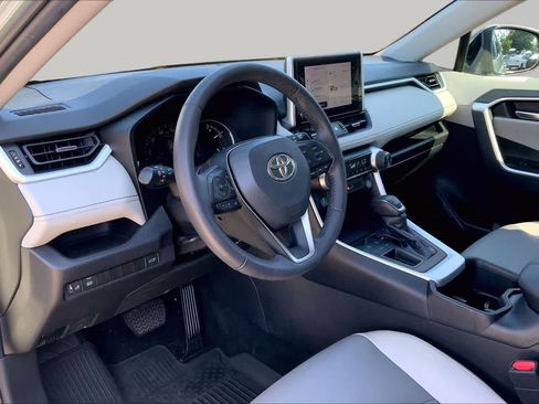 Used 2023 Toyota RAV4 XLE Premium FWD image 18