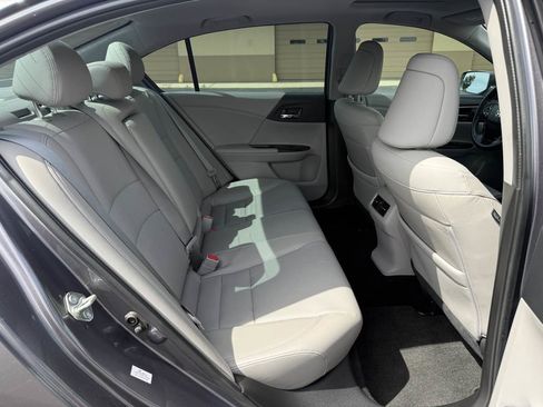 Used 2017 Honda Accord EX-L image 21