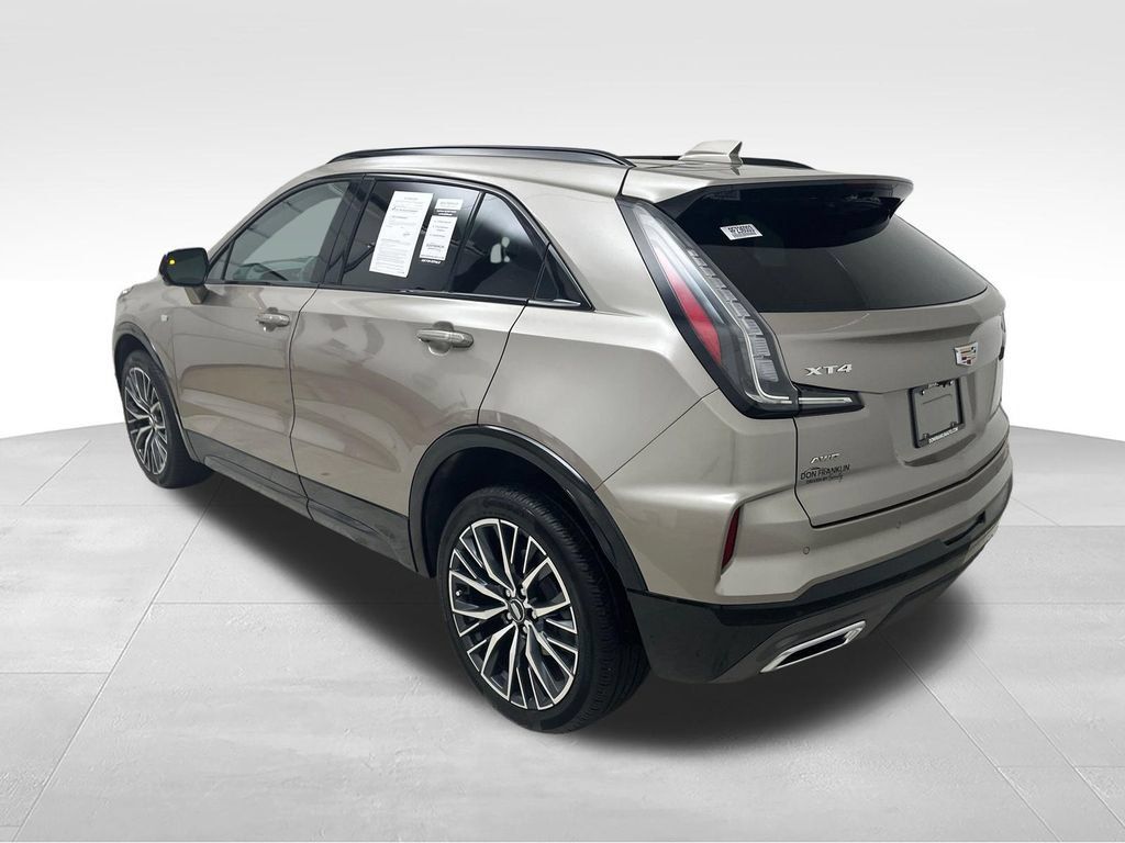 Used 2024 Cadillac XT4 Sport AWD/4WD image 3