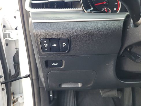Used 2022 Kia K5 GT-Line image 25