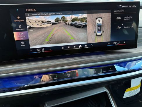 Certified 2023 BMW i7 xDrive60 AWD/4WD image 22