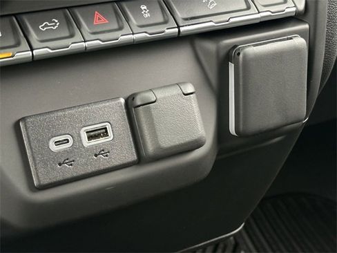 New 2025 Chevrolet Colorado Trail Boss image 19