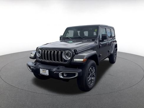 Used 2025 Jeep Wrangler Unlimited Sahara AWD/4WD image 7