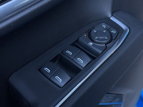 Used 2023 GMC Sierra 1500 Elevation w/ LPO, Elevation Black Package image 9