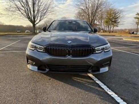 Used 2021 BMW 330i xDrive Sedan w/ Convenience Package AWD/4WD image 5