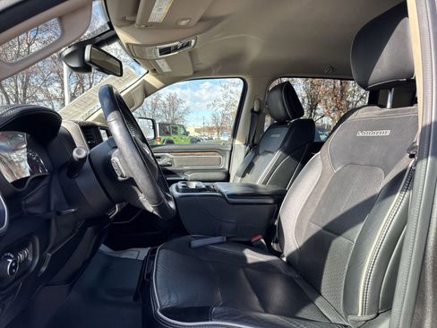 Used 2020 RAM 1500 Laramie image 18